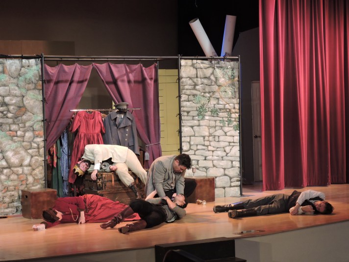 F.04.Hamlet Traveling.Angelina Nguyen